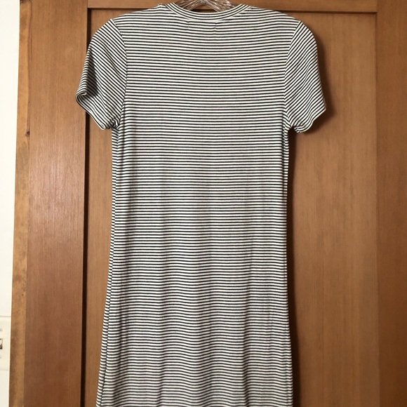 Forever 21 striped dress - Picture 4 of 4